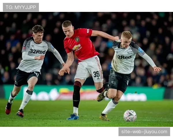 恩里克:尼斯常客胜巴黎 将用此激励球员奋战